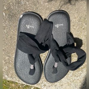 Sanok Sandals Size 8.5